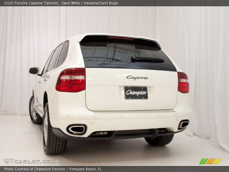 Sand White / Havanna/Sand Beige 2010 Porsche Cayenne Tiptronic