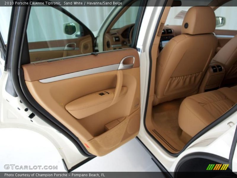 Sand White / Havanna/Sand Beige 2010 Porsche Cayenne Tiptronic