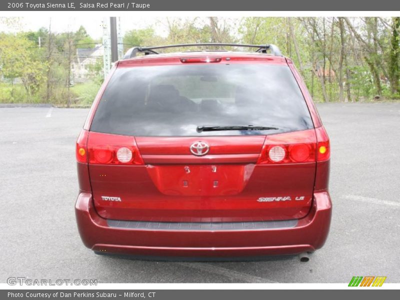 Salsa Red Pearl / Taupe 2006 Toyota Sienna LE