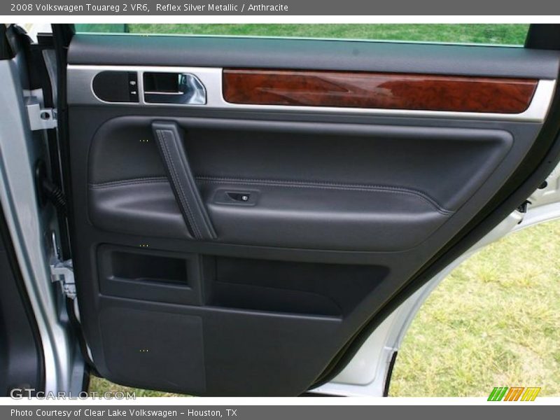 Reflex Silver Metallic / Anthracite 2008 Volkswagen Touareg 2 VR6