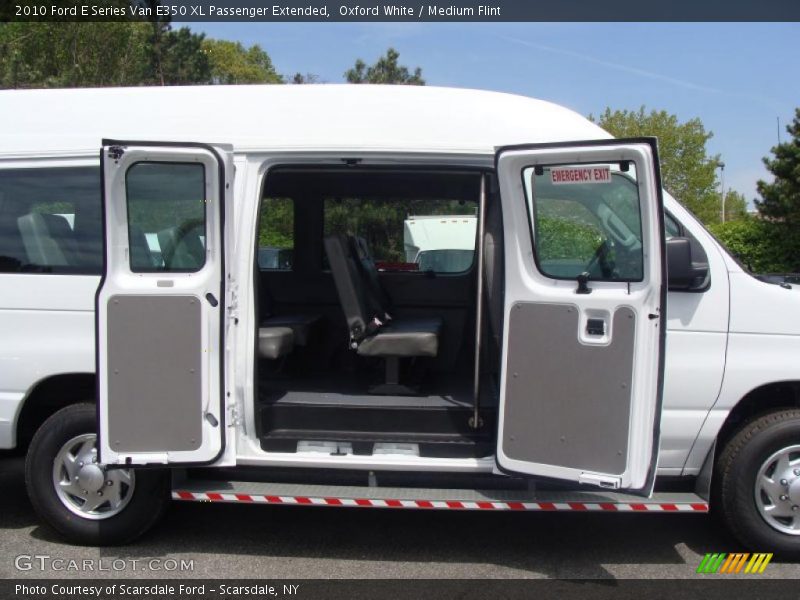 Oxford White / Medium Flint 2010 Ford E Series Van E350 XL Passenger Extended