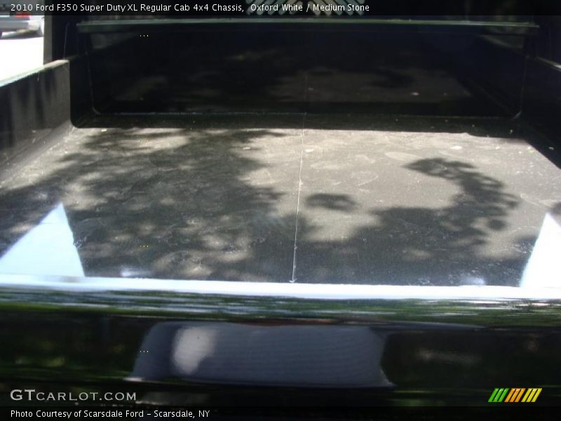 Oxford White / Medium Stone 2010 Ford F350 Super Duty XL Regular Cab 4x4 Chassis