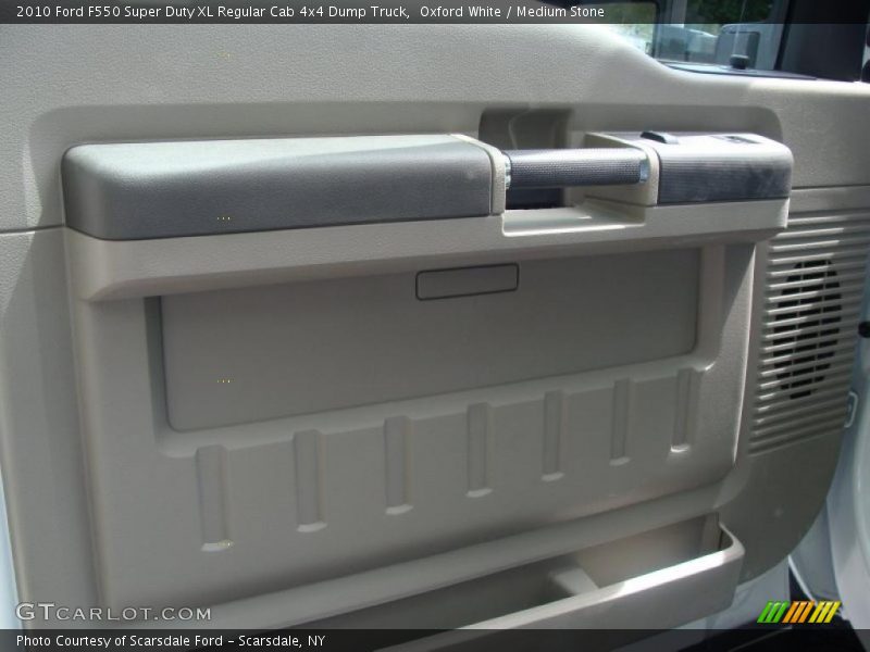 Oxford White / Medium Stone 2010 Ford F550 Super Duty XL Regular Cab 4x4 Dump Truck