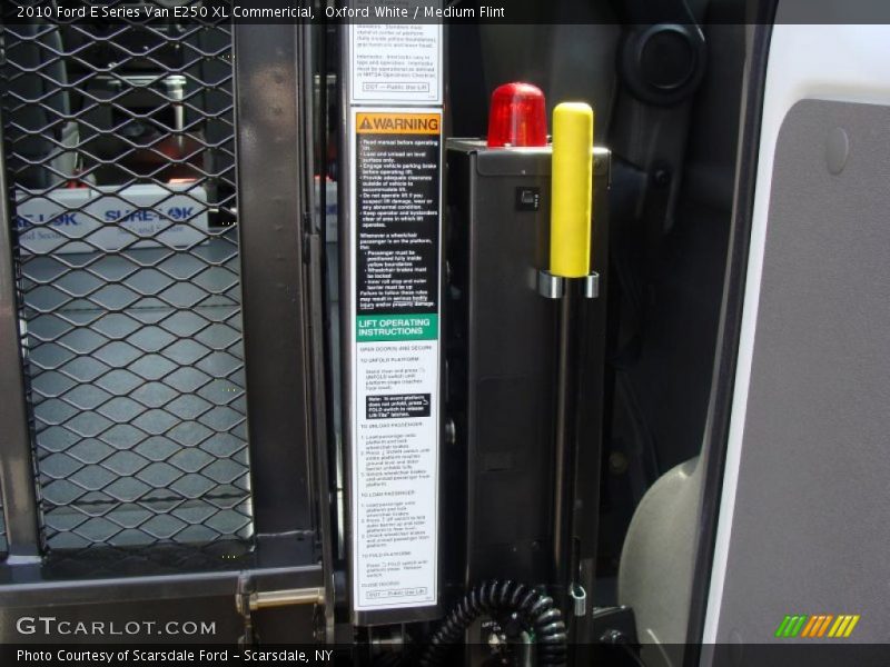 Oxford White / Medium Flint 2010 Ford E Series Van E250 XL Commericial