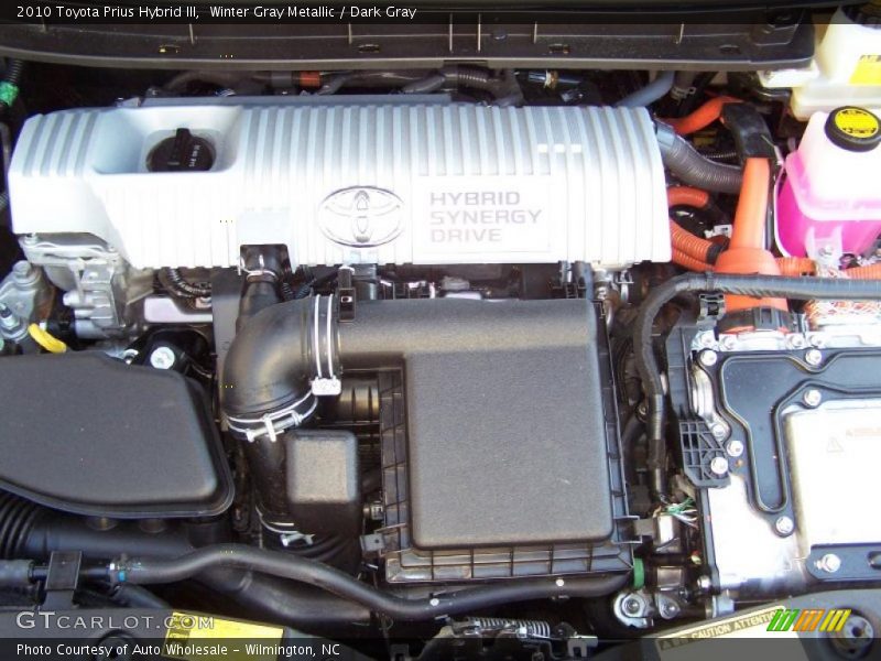 Winter Gray Metallic / Dark Gray 2010 Toyota Prius Hybrid III