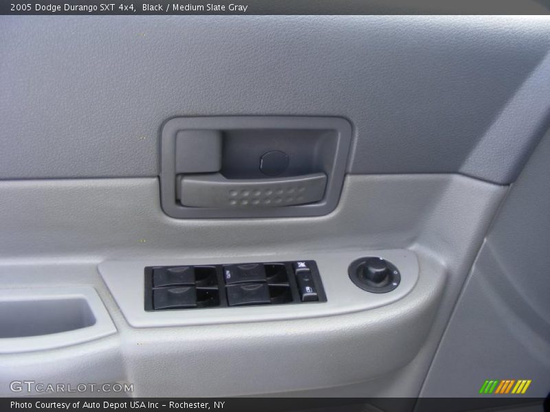 Black / Medium Slate Gray 2005 Dodge Durango SXT 4x4