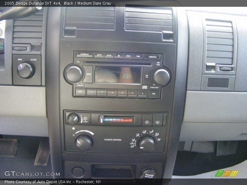 Black / Medium Slate Gray 2005 Dodge Durango SXT 4x4