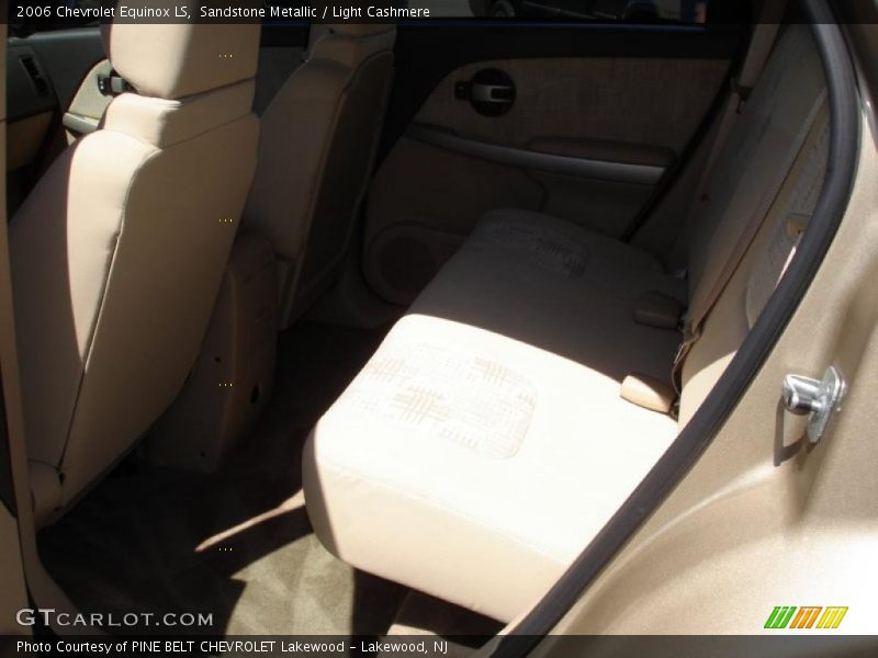 Sandstone Metallic / Light Cashmere 2006 Chevrolet Equinox LS
