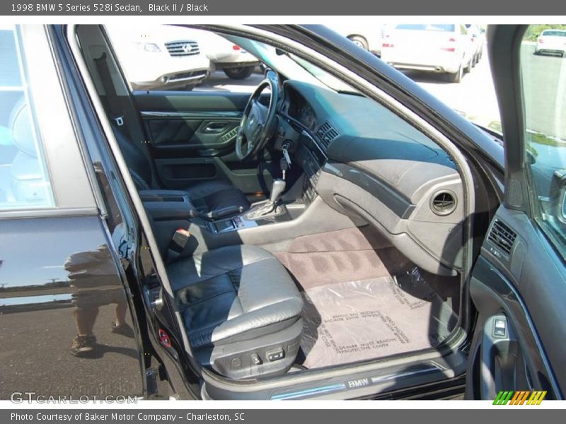 Black II / Black 1998 BMW 5 Series 528i Sedan