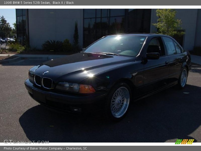 Black II / Black 1998 BMW 5 Series 528i Sedan