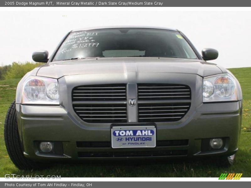 Mineral Gray Metallic / Dark Slate Gray/Medium Slate Gray 2005 Dodge Magnum R/T
