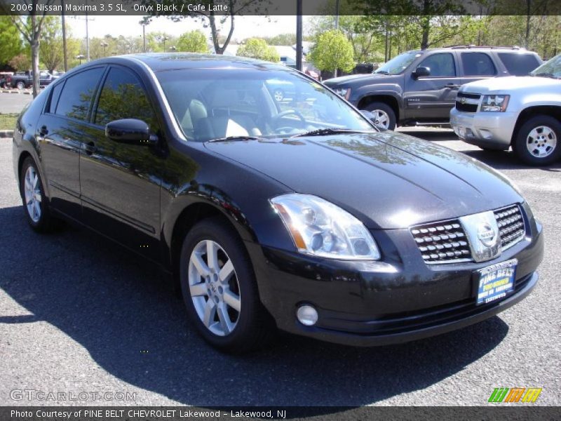 Onyx Black / Cafe Latte 2006 Nissan Maxima 3.5 SL