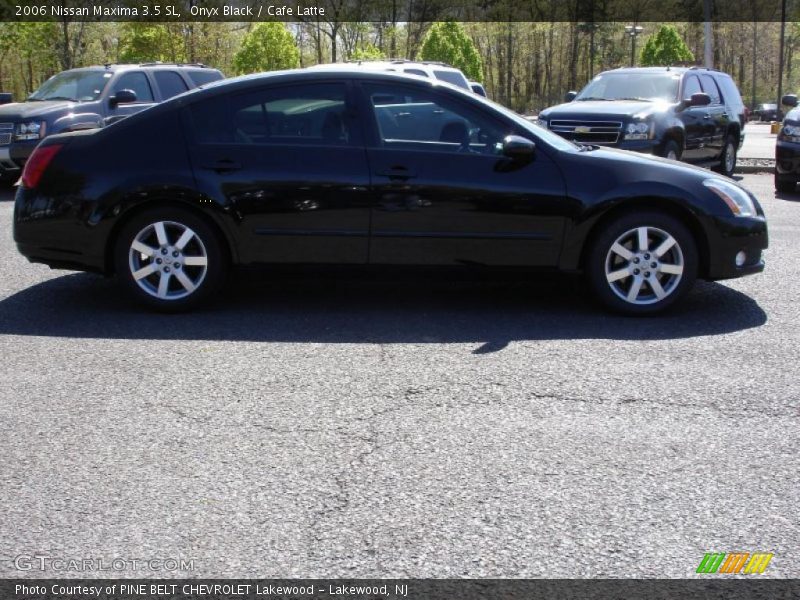Onyx Black / Cafe Latte 2006 Nissan Maxima 3.5 SL