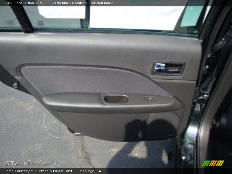 Tuxedo Black Metallic / Charcoal Black 2010 Ford Fusion SE V6