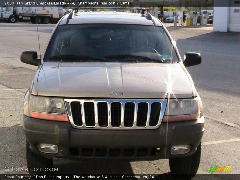 Champagne Pearlcoat / Camel 2000 Jeep Grand Cherokee Laredo 4x4