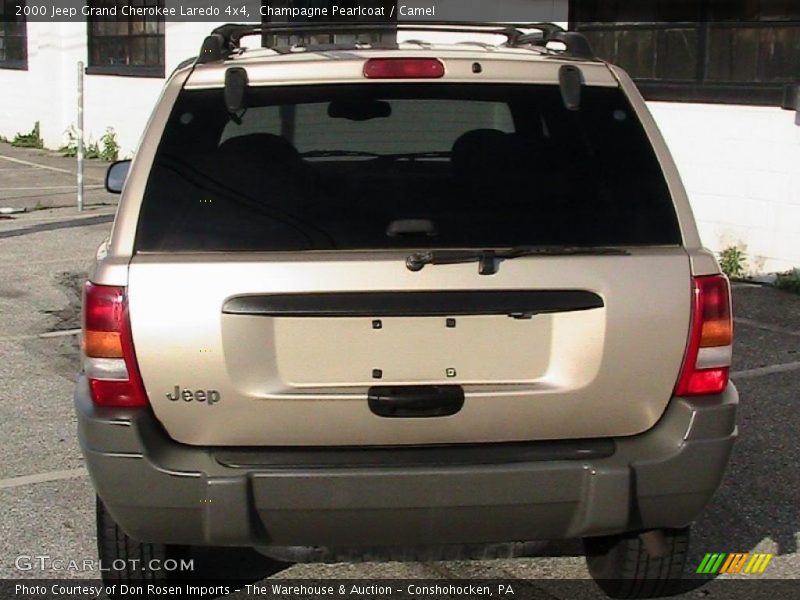 Champagne Pearlcoat / Camel 2000 Jeep Grand Cherokee Laredo 4x4