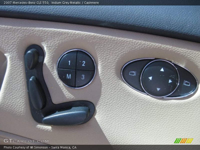 Indium Grey Metallic / Cashmere 2007 Mercedes-Benz CLS 550