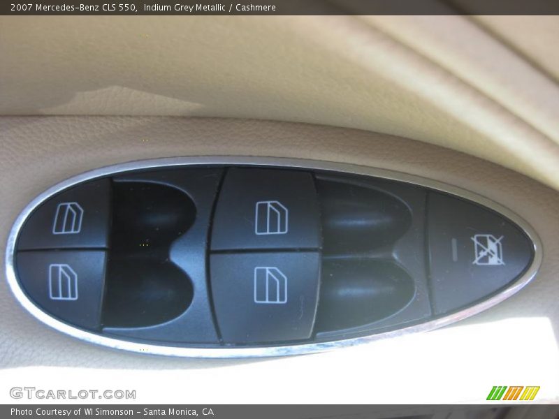 Indium Grey Metallic / Cashmere 2007 Mercedes-Benz CLS 550