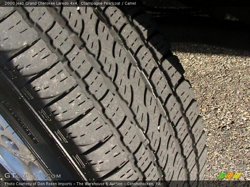 Champagne Pearlcoat / Camel 2000 Jeep Grand Cherokee Laredo 4x4
