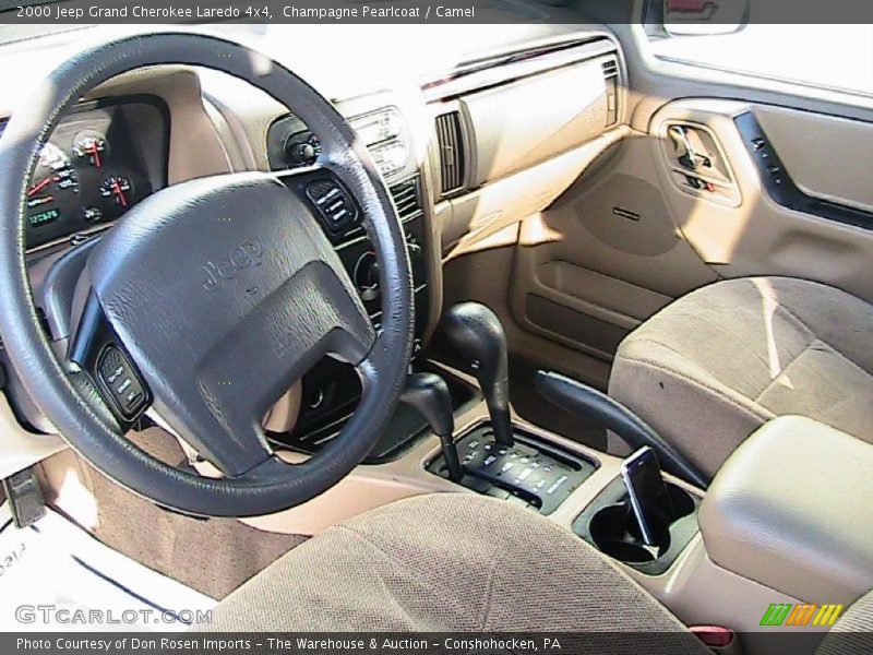 Champagne Pearlcoat / Camel 2000 Jeep Grand Cherokee Laredo 4x4