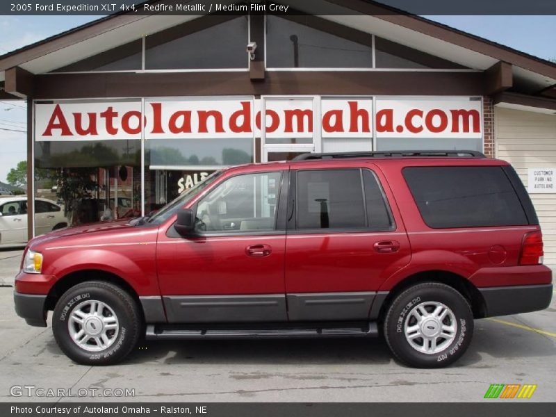 Redfire Metallic / Medium Flint Grey 2005 Ford Expedition XLT 4x4
