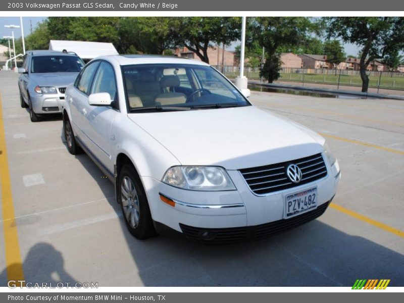 Candy White / Beige 2003 Volkswagen Passat GLS Sedan