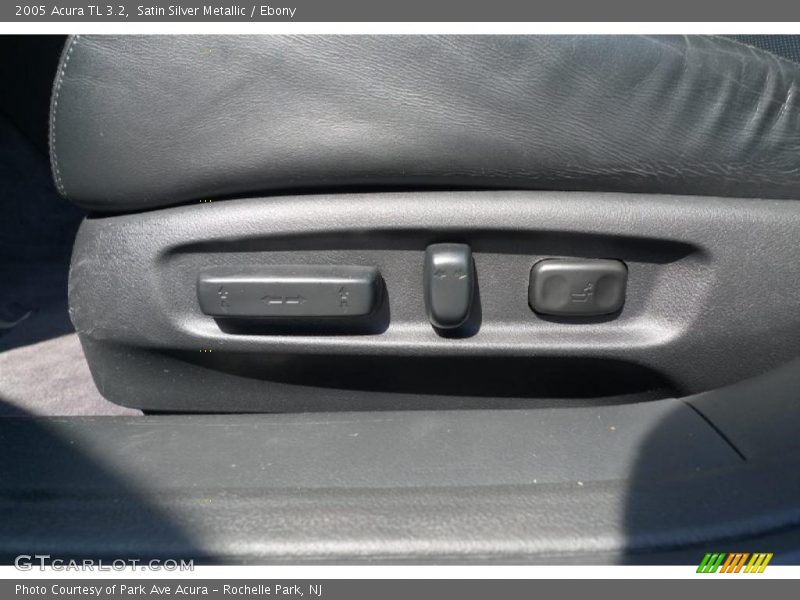 Satin Silver Metallic / Ebony 2005 Acura TL 3.2
