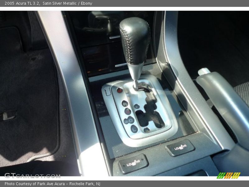 Satin Silver Metallic / Ebony 2005 Acura TL 3.2