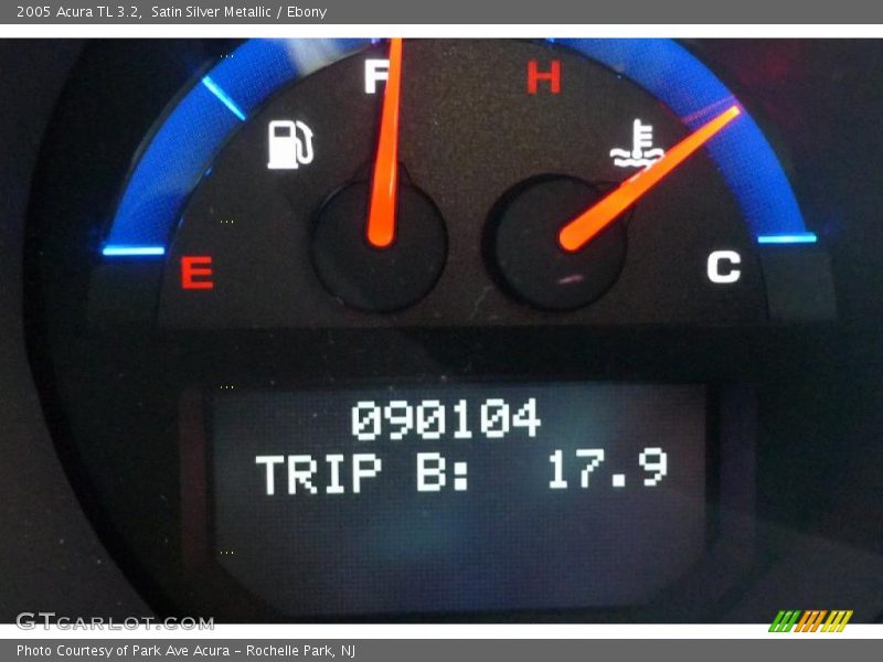 Satin Silver Metallic / Ebony 2005 Acura TL 3.2