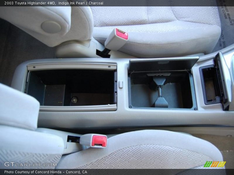 Indigo Ink Pearl / Charcoal 2003 Toyota Highlander 4WD