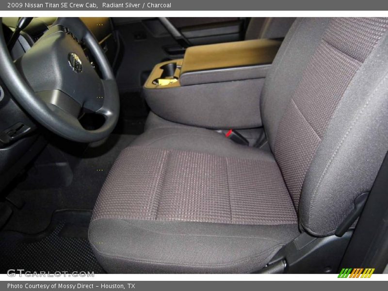 Radiant Silver / Charcoal 2009 Nissan Titan SE Crew Cab