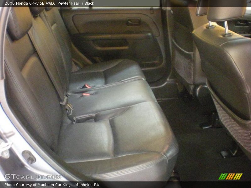 Pewter Pearl / Black 2006 Honda CR-V SE 4WD