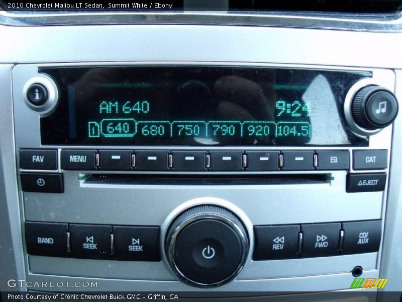 Summit White / Ebony 2010 Chevrolet Malibu LT Sedan