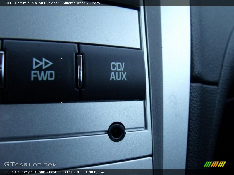 Summit White / Ebony 2010 Chevrolet Malibu LT Sedan