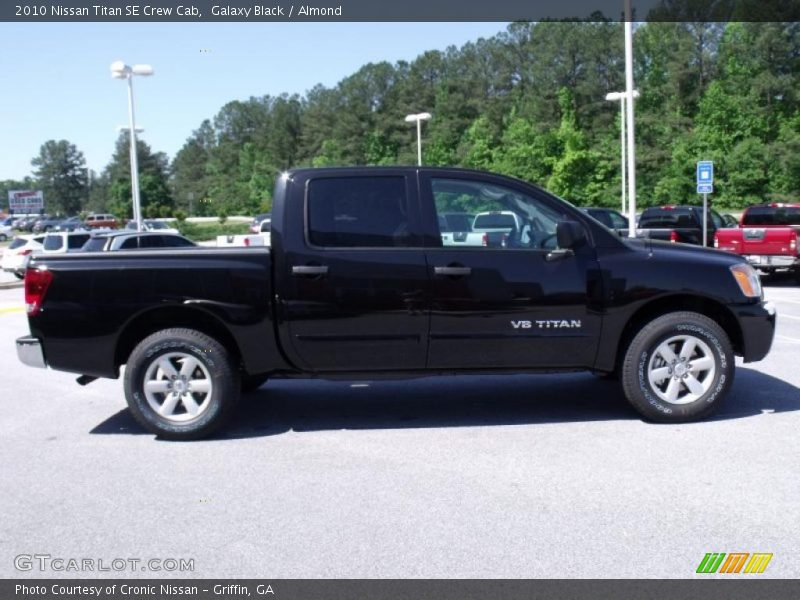 Galaxy Black / Almond 2010 Nissan Titan SE Crew Cab