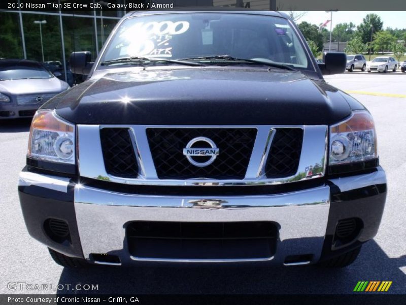 Galaxy Black / Almond 2010 Nissan Titan SE Crew Cab