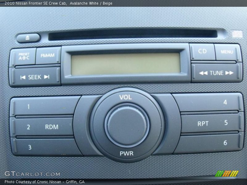 Avalanche White / Beige 2010 Nissan Frontier SE Crew Cab