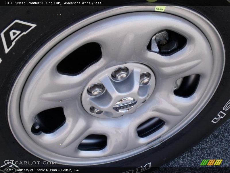 Avalanche White / Steel 2010 Nissan Frontier SE King Cab
