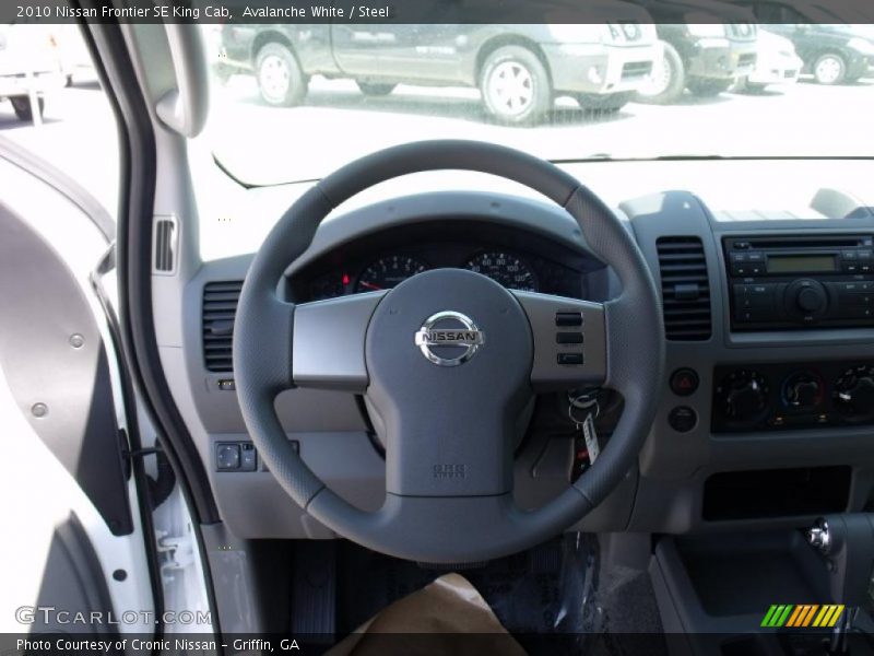 Avalanche White / Steel 2010 Nissan Frontier SE King Cab