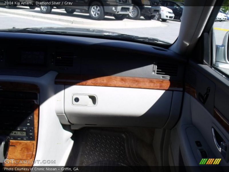 Diamond Silver / Gray 2004 Kia Amanti
