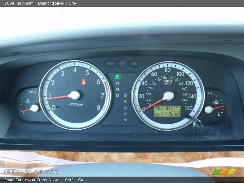 Diamond Silver / Gray 2004 Kia Amanti