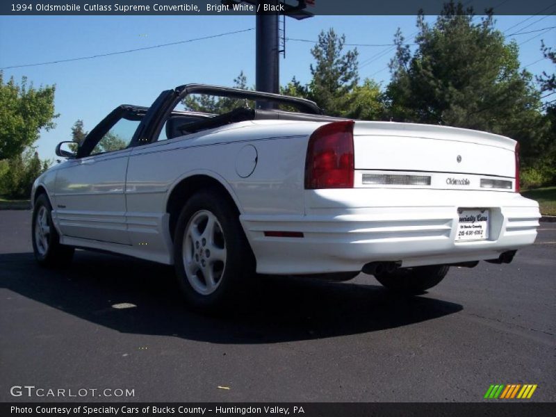 Bright White / Black 1994 Oldsmobile Cutlass Supreme Convertible