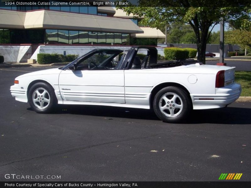 Bright White / Black 1994 Oldsmobile Cutlass Supreme Convertible