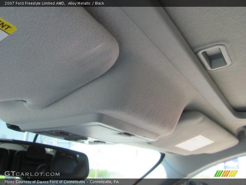 Alloy Metallic / Black 2007 Ford Freestyle Limited AWD