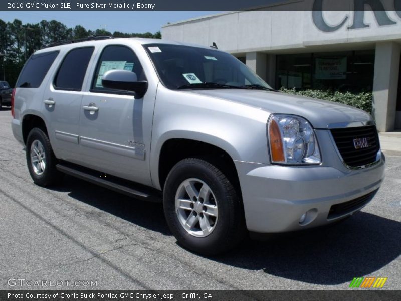 Pure Silver Metallic / Ebony 2010 GMC Yukon SLE