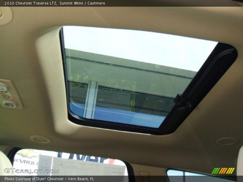 Summit White / Cashmere 2010 Chevrolet Traverse LTZ