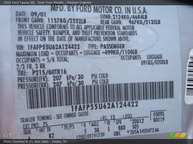 Silver Frost Metallic / Medium Graphite 2002 Ford Taurus SES