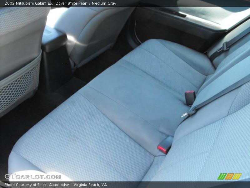 Dover White Pearl / Medium Gray 2009 Mitsubishi Galant ES