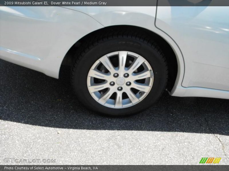 Dover White Pearl / Medium Gray 2009 Mitsubishi Galant ES