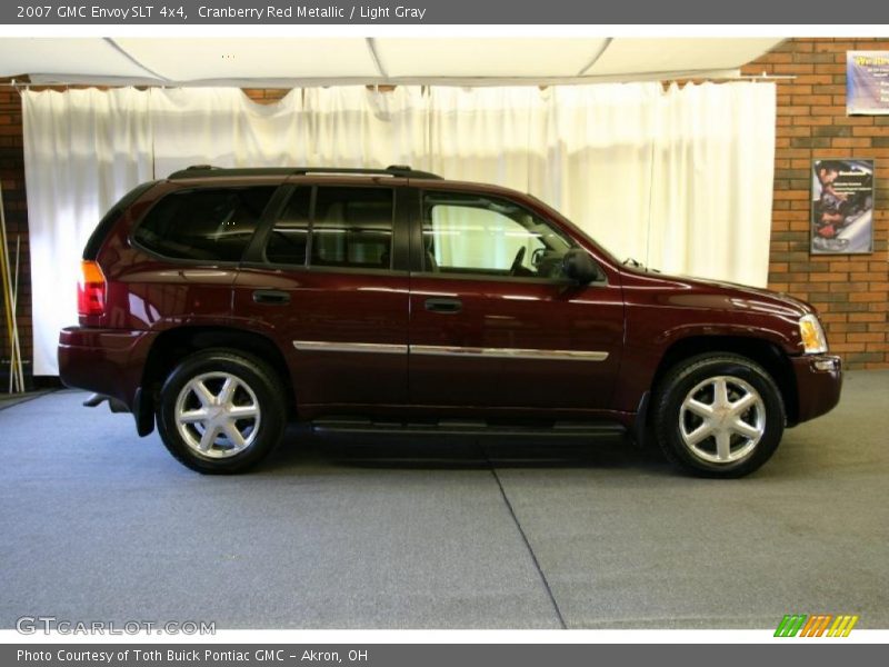 Cranberry Red Metallic / Light Gray 2007 GMC Envoy SLT 4x4